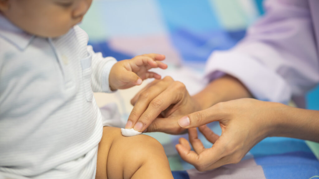 Doctors groups release vaccination guidelines ahead of respiratory illness season
