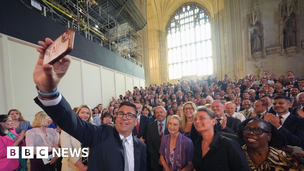 Starmer quits as Labour leader and paves way for contest for new prime minister