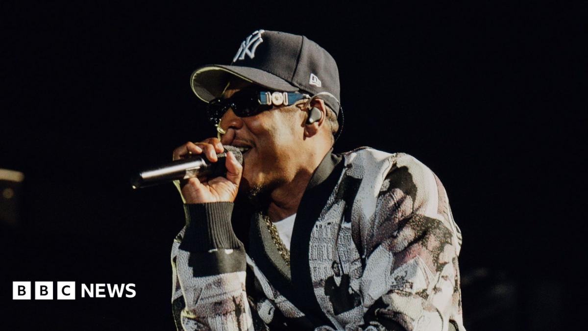 Lauryn Hill, Wyclef and Giggs among surprise guests at Jay-Z's long-awaited UK show