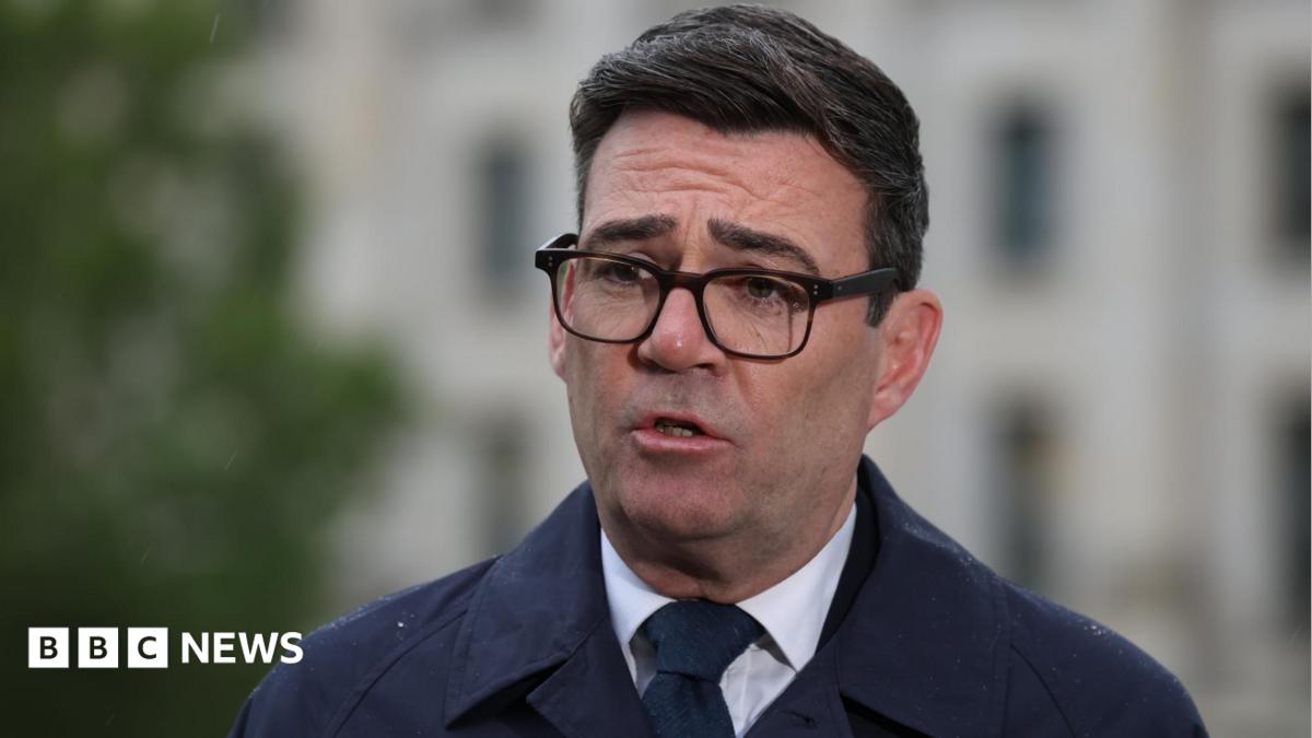 Burnham open to 'honest discussion' on EU free movement