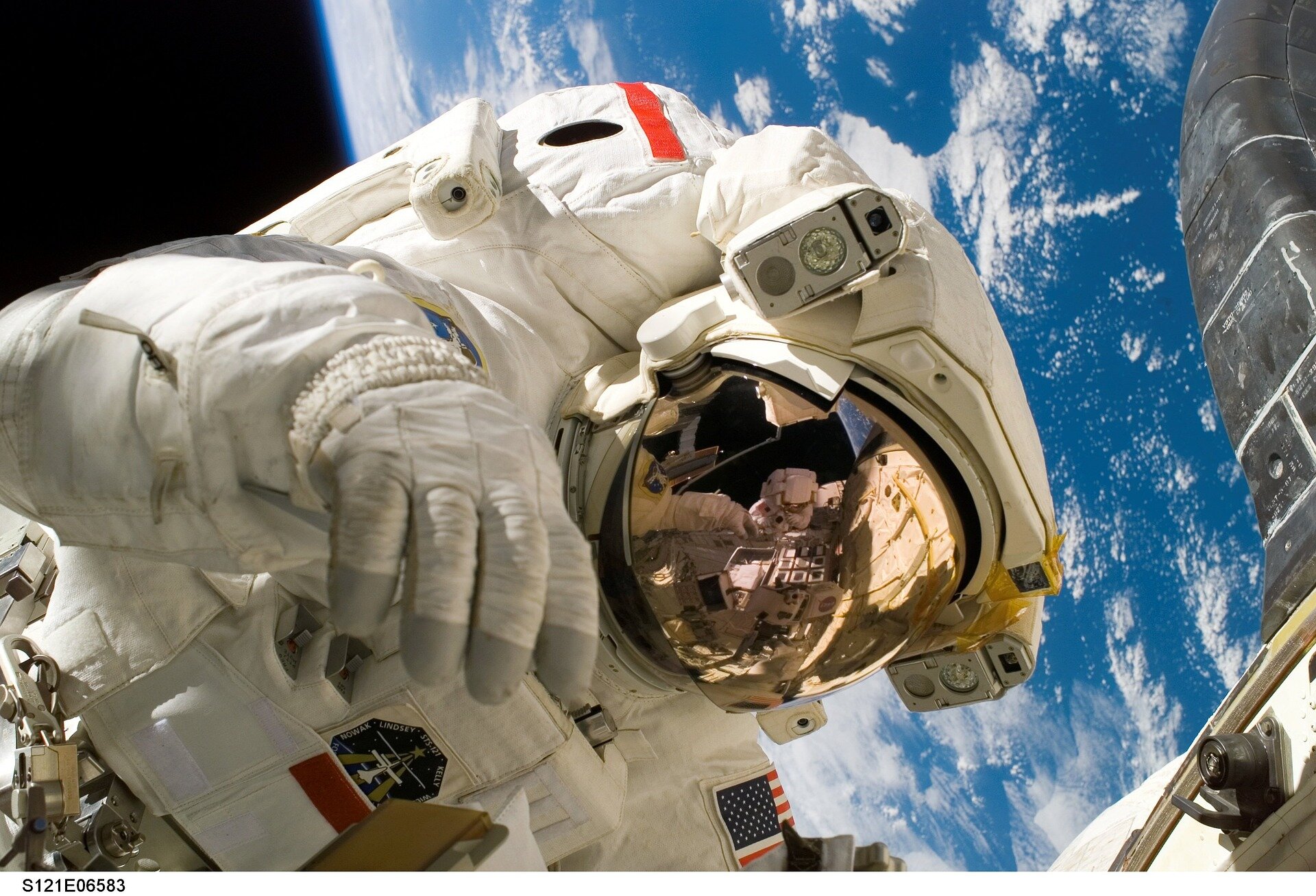 What space travel teaches us about sleep and circadian rhythms